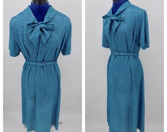 Need to Add Length---Vintage 1960s Volup Blue Abstract Chevron House Dress with Pussy Bow Tie