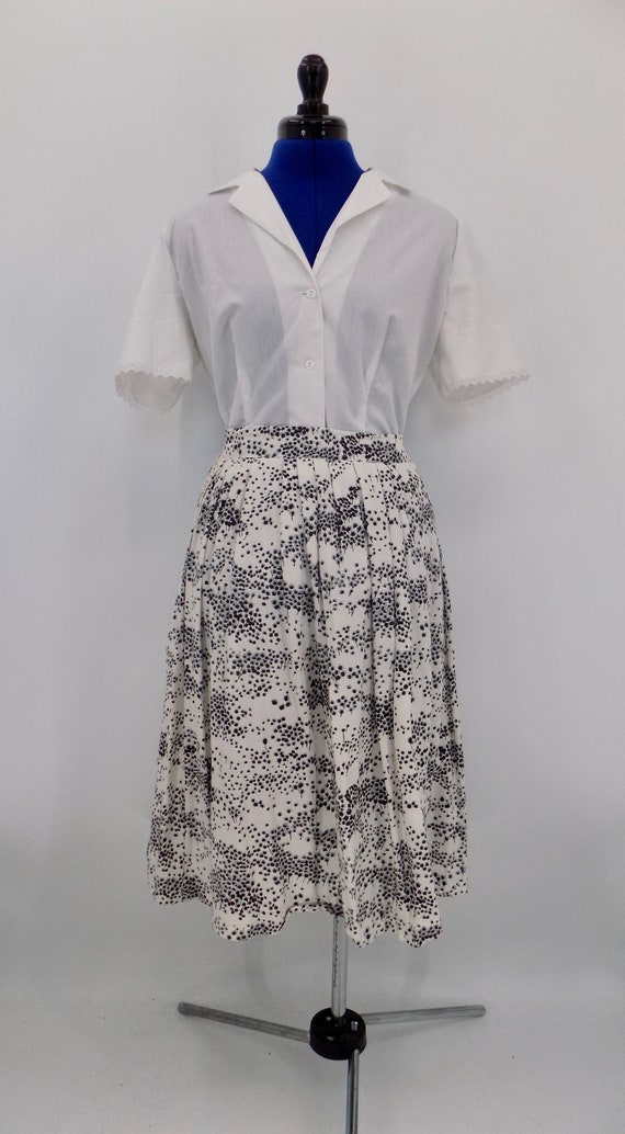 Vintage 1950s White Floral Full Pleated Skirt - image 2