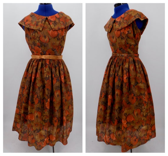 Vintage 1950s Handmade Autumn Splendor Rust Red Fl