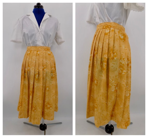 Vintage 1950s Style Yellow Floral Rose Pleated Ha… - image 1