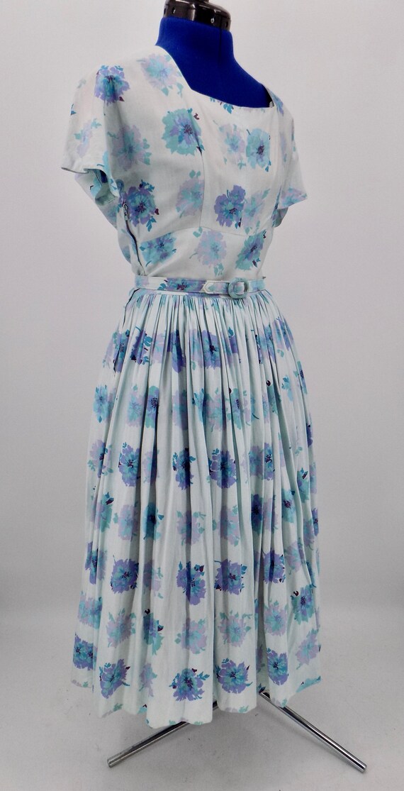 Vintage 1950s Handmade Blue Floral Dress - image 4