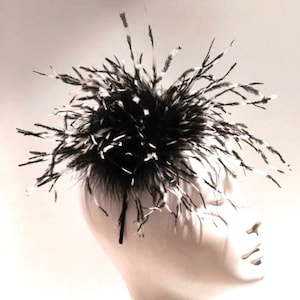 Black white feather Fascinator- Derby - Cocktail Hat