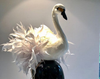 Tocado blanco- Diadema de cisne- Sombrerero loco TeaParty