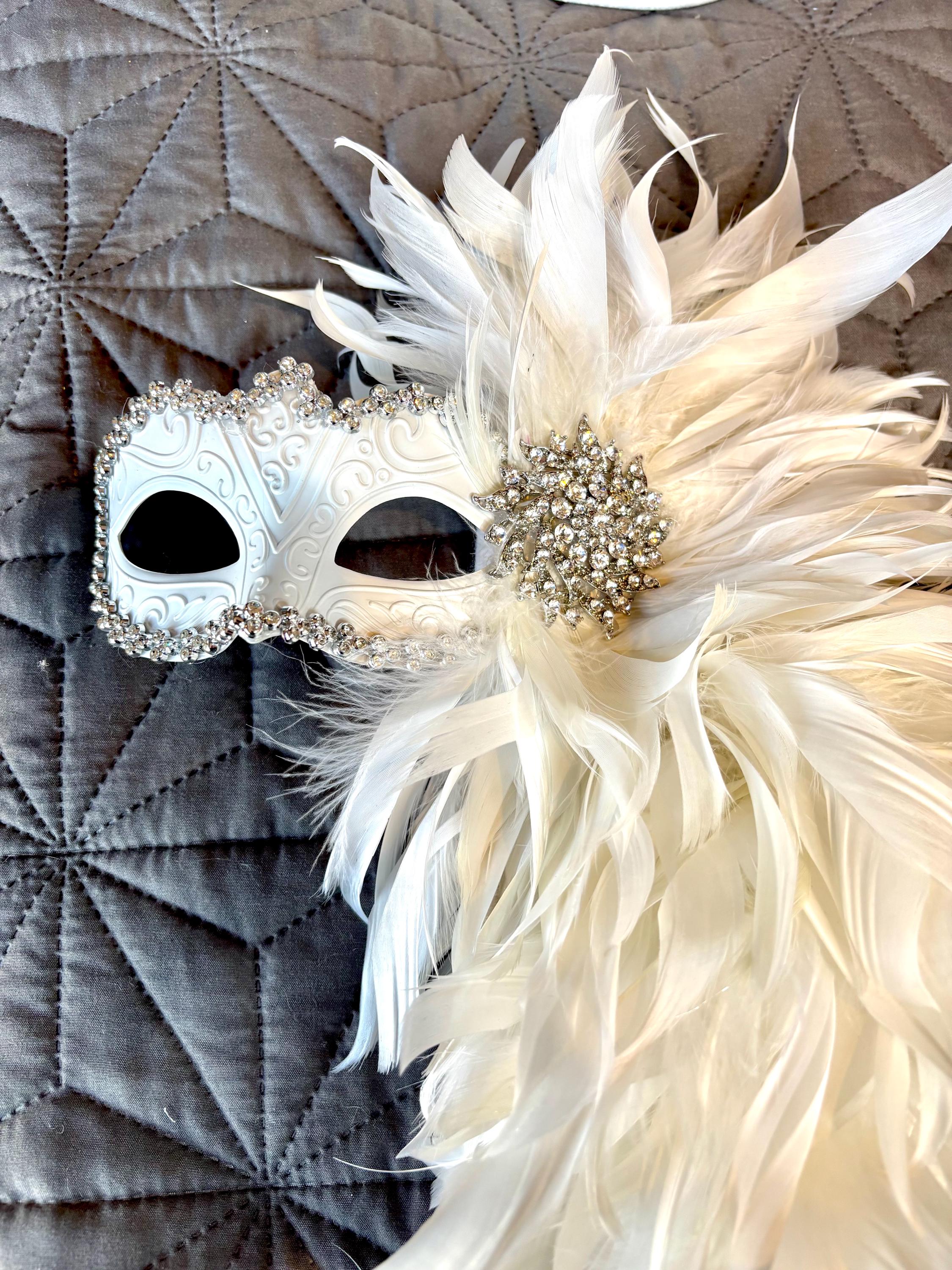 White Masks- Diner En Blanc -wedding -masquerade - Etsy