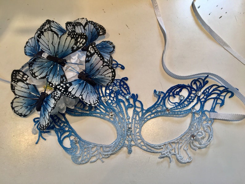 mardi gras mask butterfly