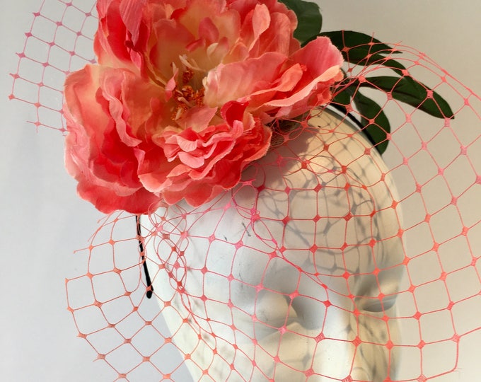Fascinator with veil- Wedding- Tea party- Birdcage Fascinator- Derby