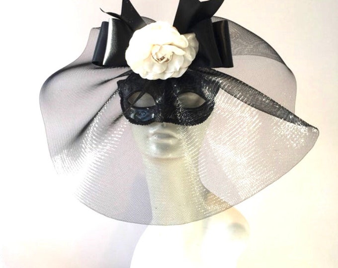 Black masquerade Mask -Costume party mask-  Halloween