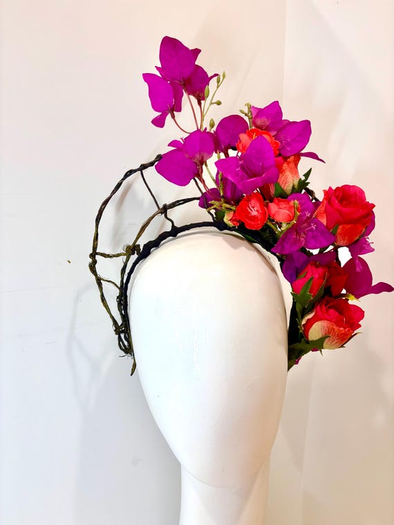 Flower Hat- Racing Fascinator -wedding- Floral Headpiece - Etsy display picture 3
