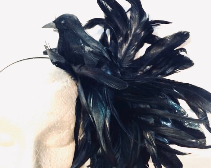 Crow fascinator -Moira Rose- Bird Headpiece -Derby- Polo Match- Tea party
