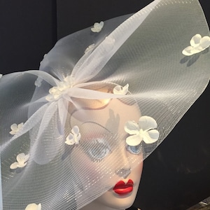 White Fascinator -Flower Headpiece
