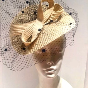 Tan Fascinator- Birdcage veil Fascinator - Derby-  Wedding  - Horse Show - Racing hat