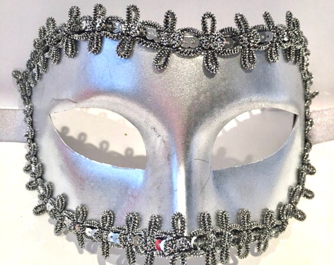 Mens Masquerade Mask- Silver Mans Mask