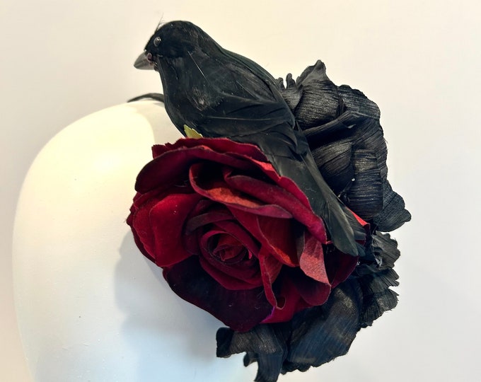 Crow fascinator -Moira Rose- Bird Headpiece -Halloween