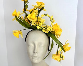 Kentucky Derby Hat Fascinator Green Satin With Netting  display picture 2