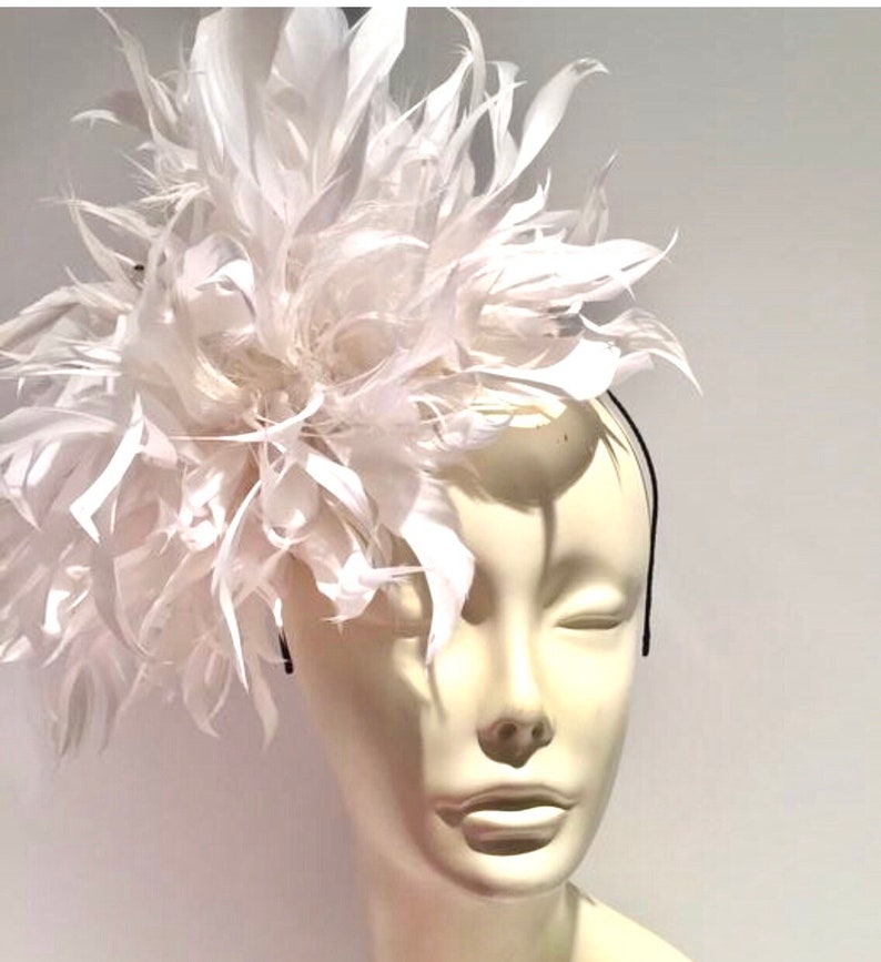 White Fascinator- Diner en Blanc- Wedding- Tea party Hat 