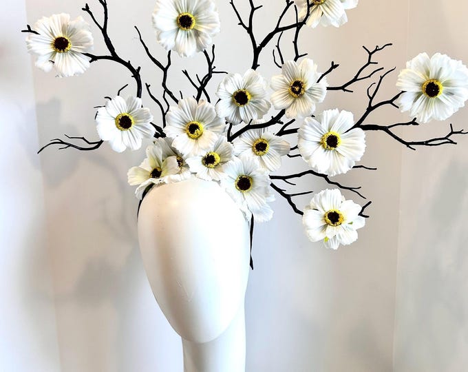 Flower fascinator- white Derby Hat - luncheon
