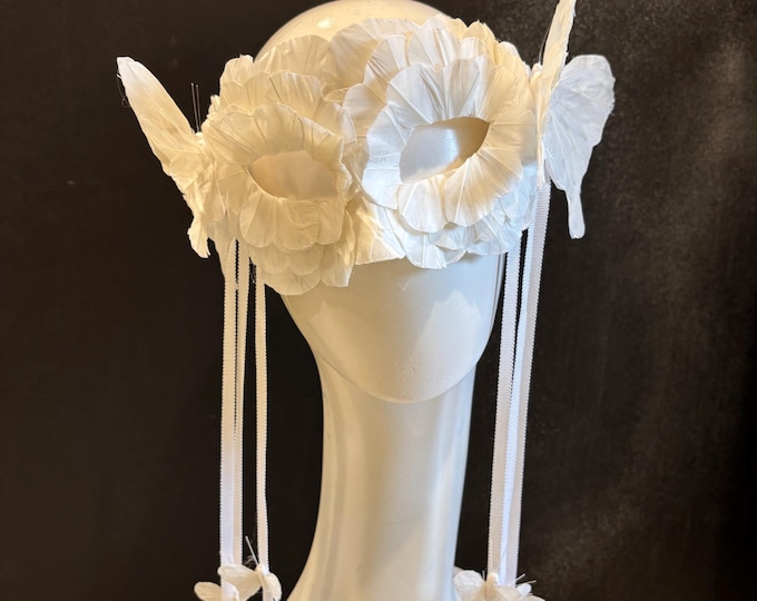 White Masquerade Mask- White Butterfly- Surreal Party- Diner en Blanc