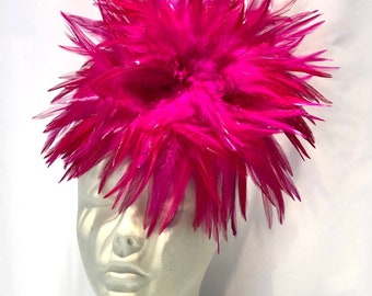 Knallpinke Fascinator- Derby Hut