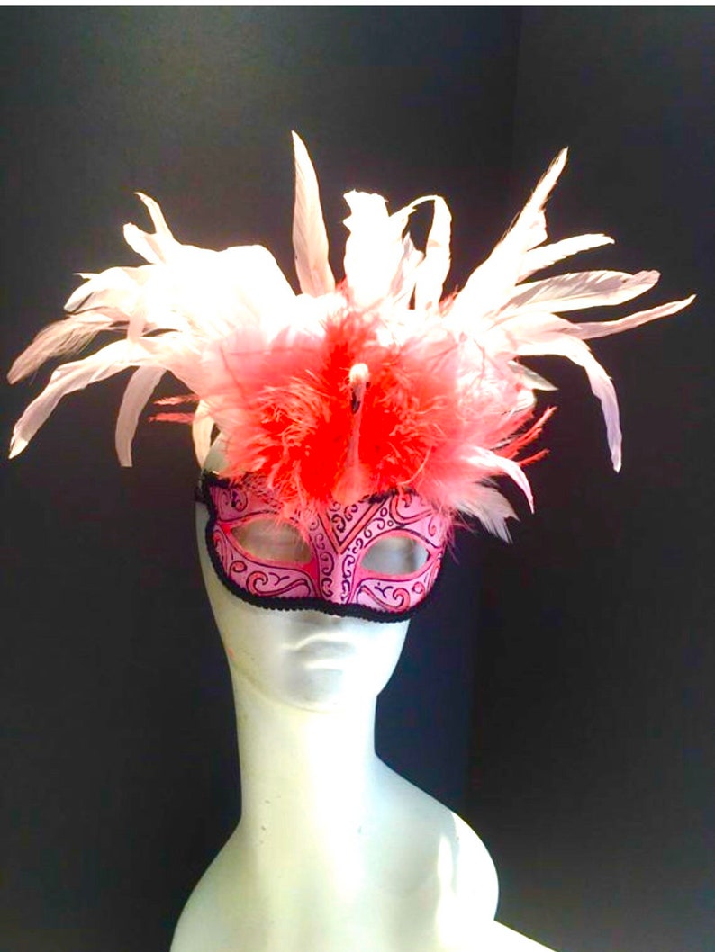 mardi gras flamingo