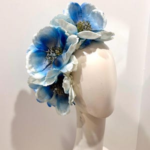 Blue silver Fascinator- Magnolia Derby flower headpiece- Tea party