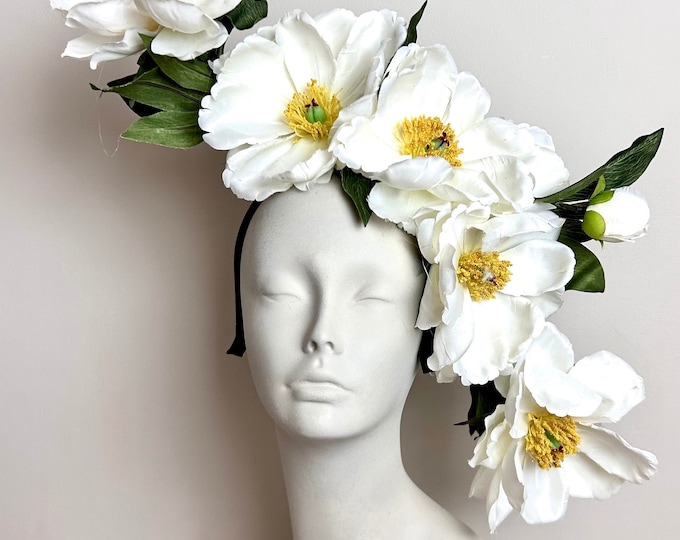 Ivory Fascinator- Magolia Kentucky Derby Headband
