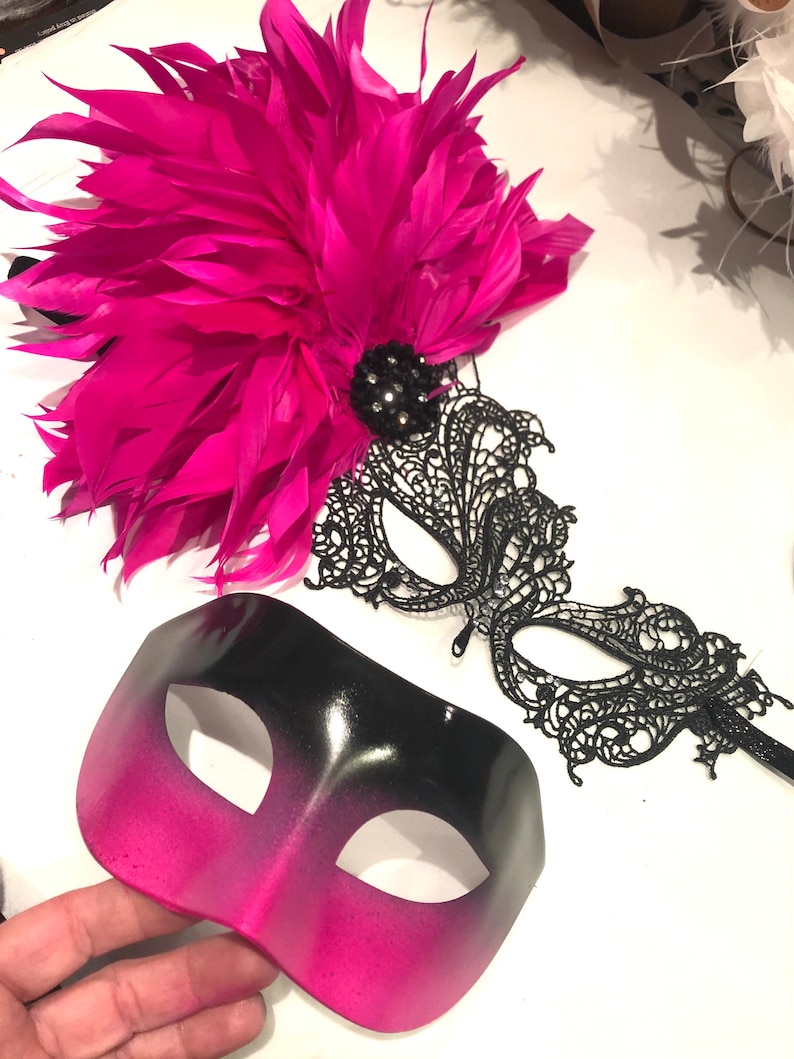 Matching mens Plain Masquerade Mask One mask image 3