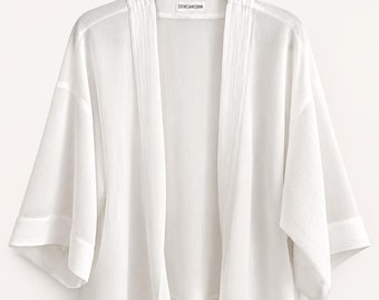 Kimono blanco transparente acanalado, kimono corto transparente, prenda de abrigo para invitadas de boda.