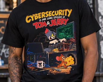 Camiseta con escena informática de Tom y Jerry sobre ciberseguridad