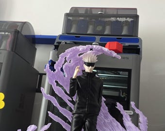 Gojo Fanart Anime Figur 3D Druck, Jujutsu Kaisen inspirierte Statue mit transluzenter Aura, Anime Deko Geschenk Sammlerfigur