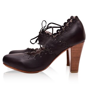 Black shoes 2 inch heels hotsell