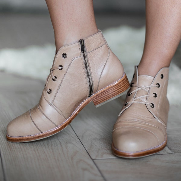 PASSAGE. Lace up boots / Leather boots / beige leather boots / leather boots women / leather oxfords