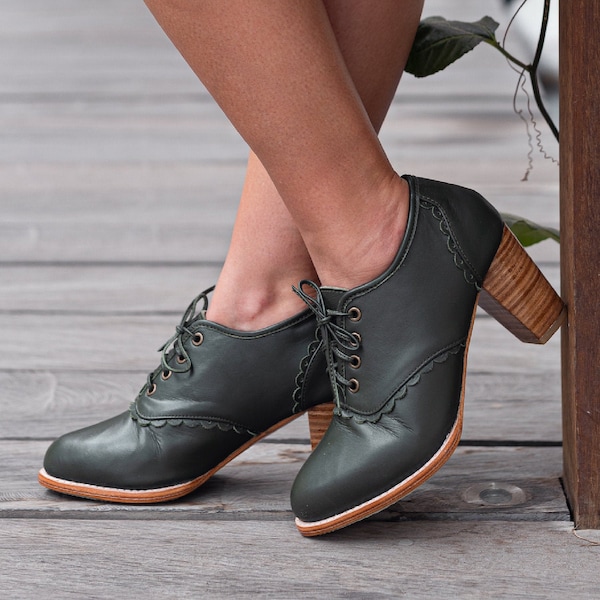 LACE. Leather oxfords / oxford pumps / lace up boots / oxford heels