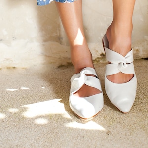 TAJ MAHAL. Leather flat sandals | boho leather sandals | barefoot shoes | bohemian sandals | womens loafers