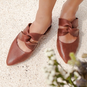 TAJ MAHAL. Leather flat sandals | boho leather sandals | barefoot shoes | bohemian sandals | womens loafers