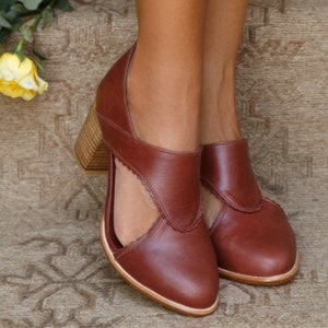 RAIN KISS. Brown leather booties / brown ankle high heels shoes / leather ankle boots. ALL Sizes. image 1