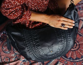 ELYSIAN COAST. leather hobo bag / black leather crossbody bag / large black leather bag / black messenger bag