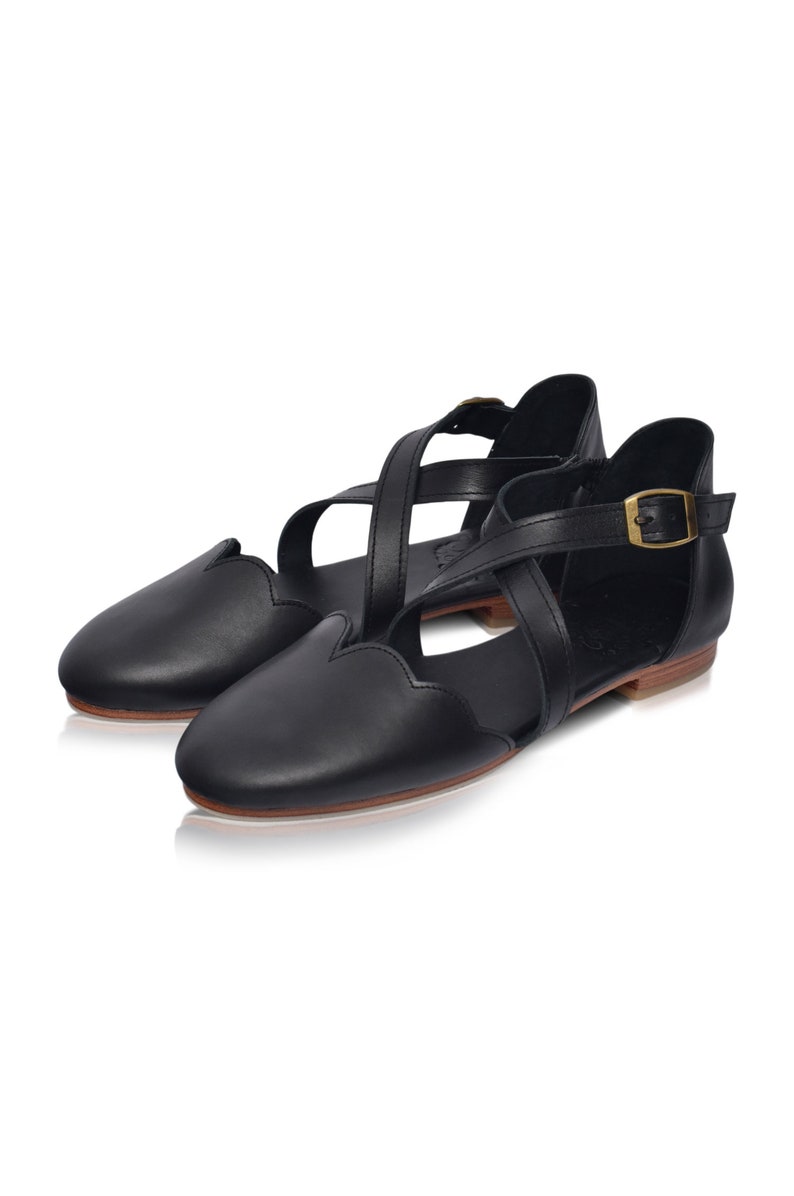 MANGROVE. Leather ballet flats boho wedding sandals barefoot shoes leather flat sandals Black