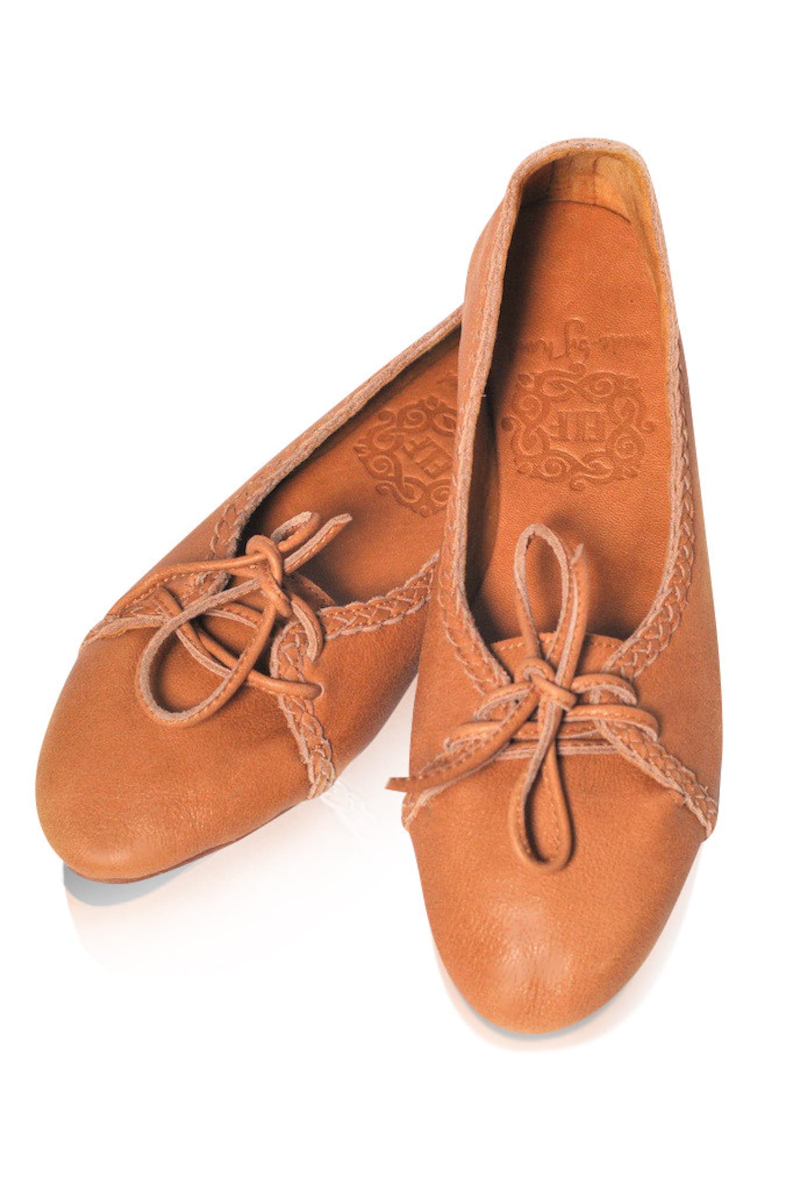 sasha. leather ballet flats / womens leather loafers / leather flats shoes / womens shoes / lace up shoes. womens flat shoes. si