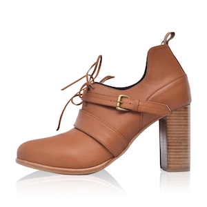 JOSEPHINE. Low cut shoes / womens booties / high heels / leather oxfords / oxford pumps / lace up boots / oxford heels Vintage Camel