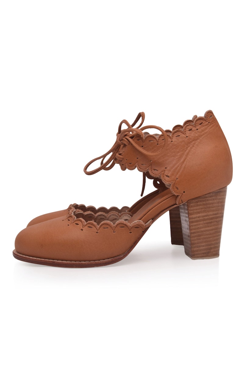 DANCE QUEEN. Dance shoes women block heel shoes high heels brown leather sandals Golden Tan