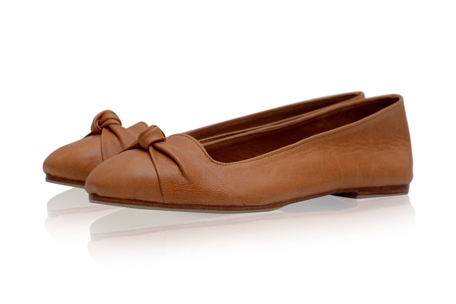 panama. leather ballet flats / women shoes / leather flats / women flats / womens shoes. sizes 35-43. available in different lea panama. leather ballet flats / women shoes / leather flats / women flats / womens shoes. sizes 35-43. available in different lea