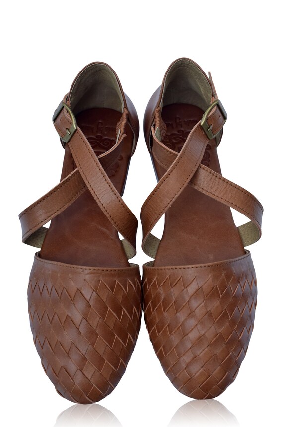 Woven closed cheap toe flats