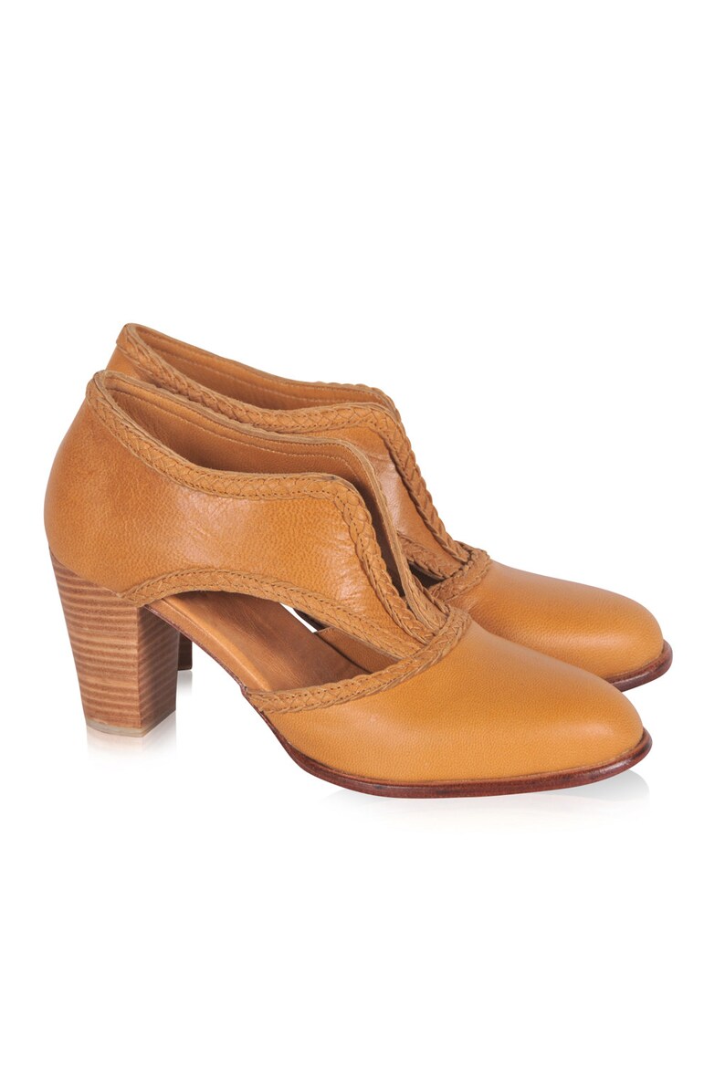 SPIRIT WALKER. low cut shoes / womens boots / heel boots / festival boots. ALL sizes Light Tan