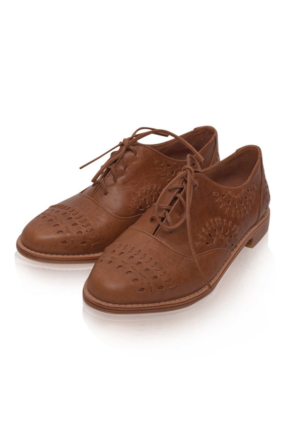 HEARTBREAK. Leather Oxfords / Oxford Shoes Women / Brown Leather
