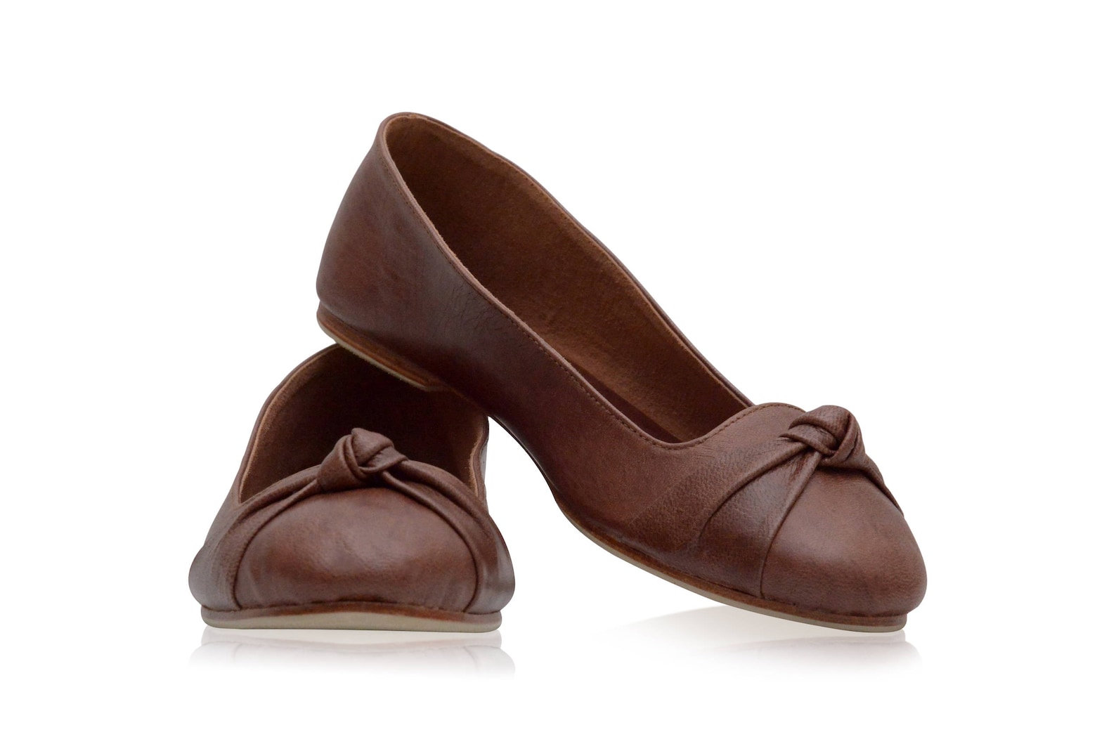 sale. sz. 8. panama. brown shoes size 8 / leather ballet flats size 8 / women shoes size 8 / brown leather flats size 8