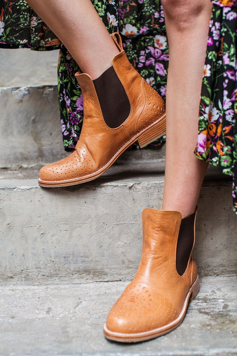 size 9 chelsea boots womens