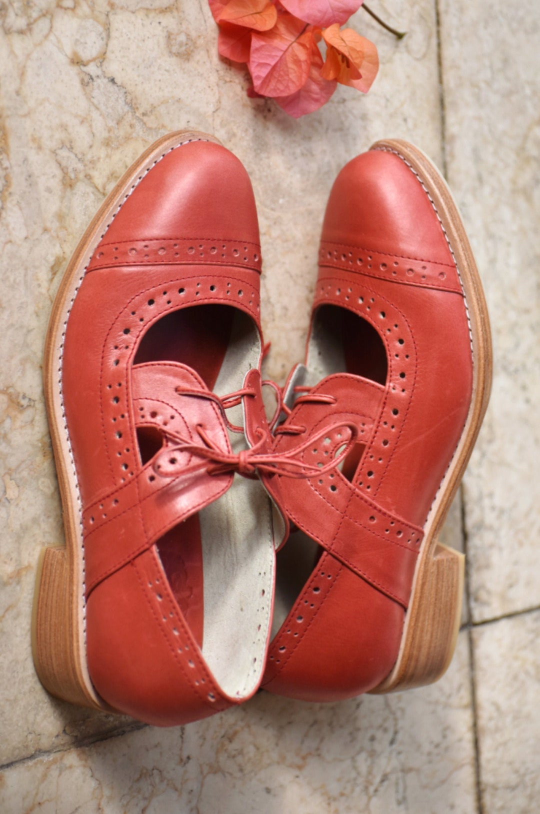 SCANDINAVIA. Leather Oxford Shoes Women / Leather Oxfords / Leather