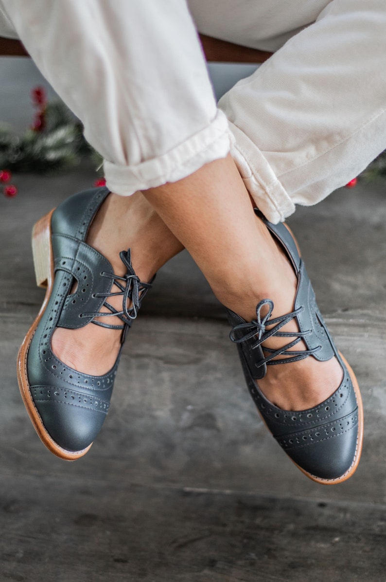 SCANDINAVIA. Leather oxfords / oxford pumps / lace up boots / oxford shoes women image 1