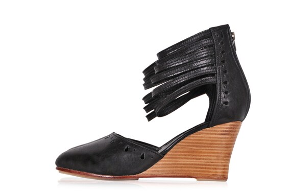 womens black leather wedges