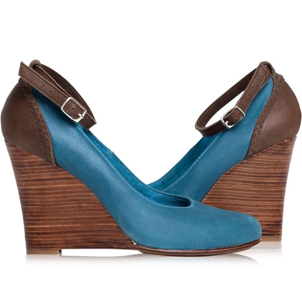 Sale. Sz 6.5. FELICITY. Leather wedges / wedge heels / ankle strap pumps / pointy shoes / high heel shoes / leather pumps / sale / clearence